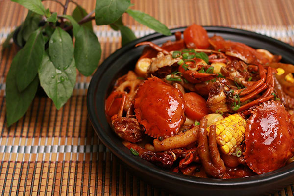 肉蟹煲人均消费多少钱_肉蟹煲图片