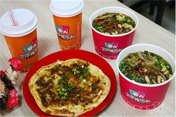 奶茶嫁给粉投资多少？奶茶嫁给粉非常不错吃吗？