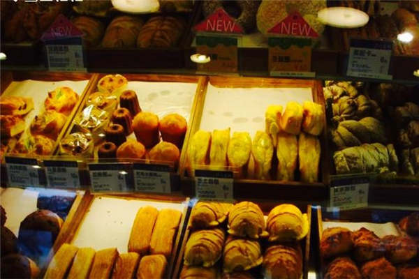开蛋糕代理店要多少钱?浮力森林代理要多少钱?