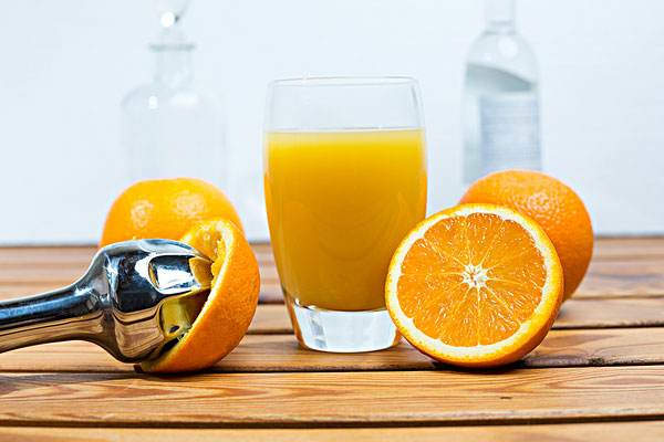 五个橙子自动榨汁机加盟费多少