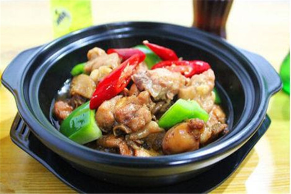 小厨黄焖鸡收益大吗?代理小厨黄焖鸡可以赚钱吗?
