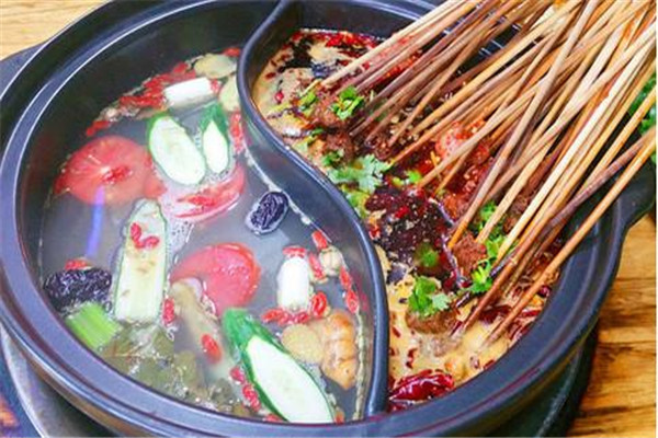 牛王阁串串香加盟需要多少钱?九零