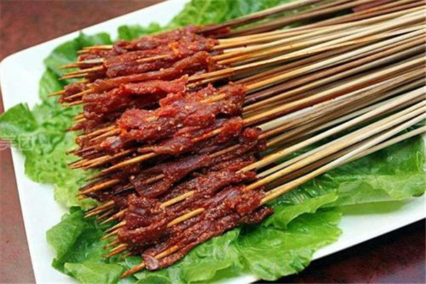 玉林串串香一年赚多少?分分钟变生活赢家