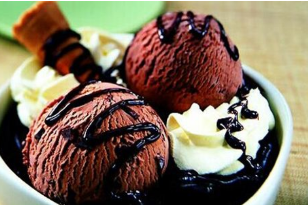 帝娜朵拉意大利手工冰淇淋加盟