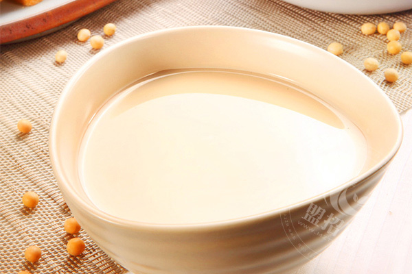 鼎豆豆漿開創者是哪位？他是怎么樣走到這個地步的