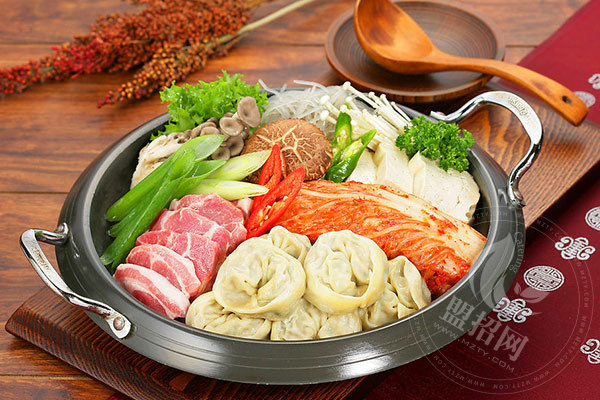 米肠汤饭韩国料理
