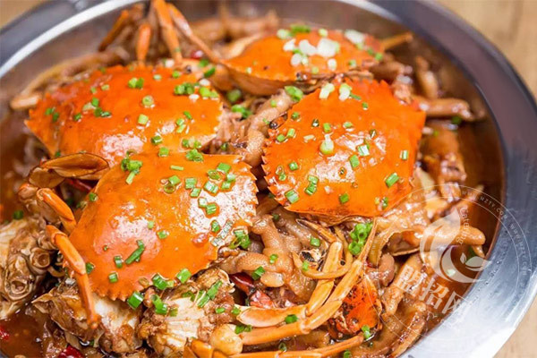 怎么樣代理新胖子肉蟹煲？代理新胖子肉蟹煲門店經營是不是可行？
