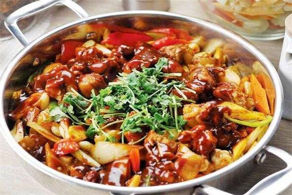 良人伴焖锅饭 