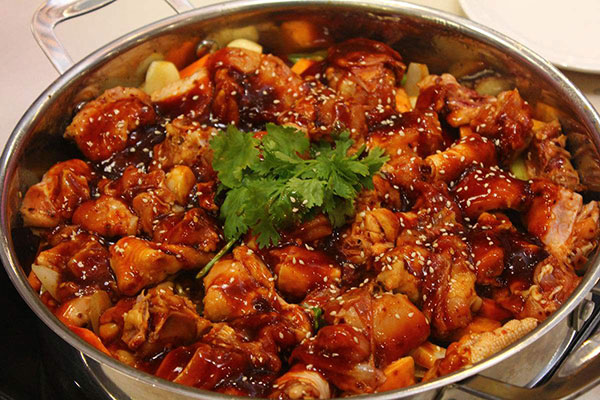良人伴焖锅饭 