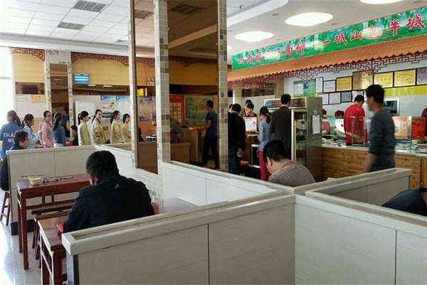 八仟客是加盟还是直营