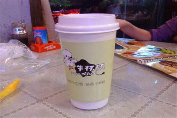 牛杯杯奶茶加盟怎么样