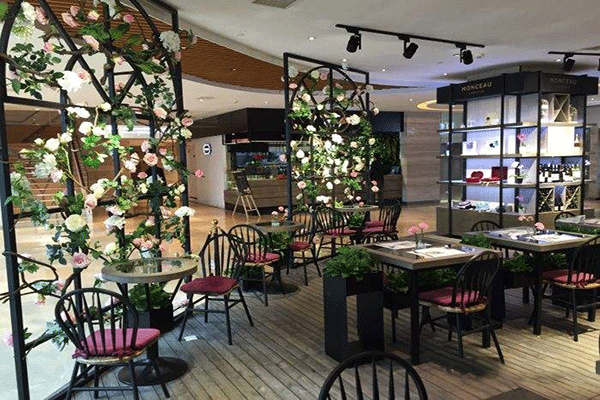 花龙阵花艺餐厅加盟