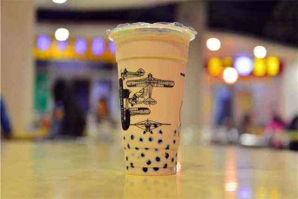 小镇上开七杯茶可以吗