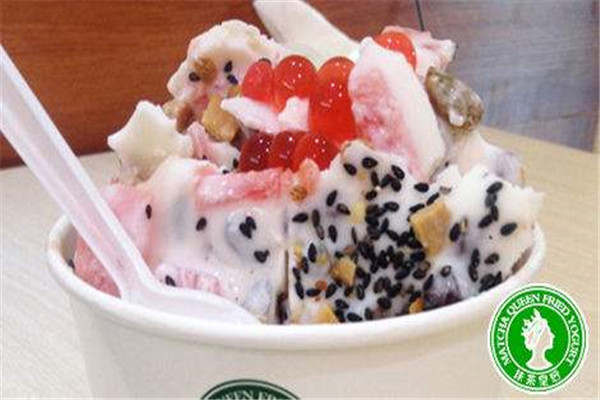抹茶皇后加盟店多少钱