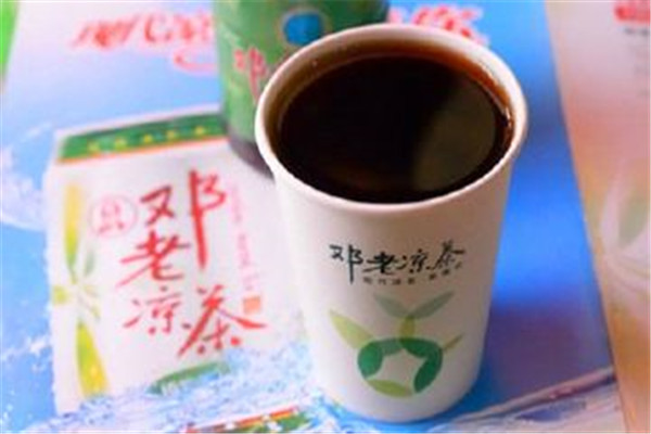 邓老凉茶店利润