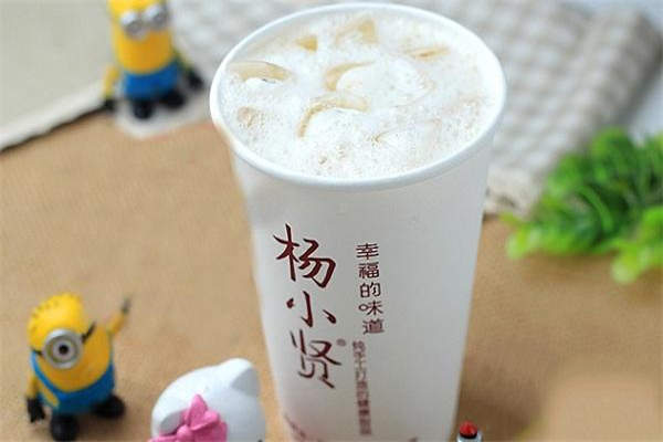 杨小贤怎么加盟