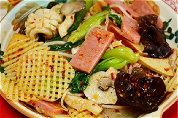 麻辣煮题加盟条件是什么,加盟流程是什么