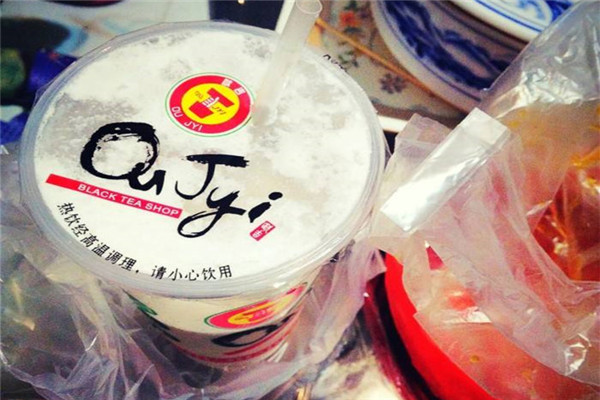 加盟欧吉奶茶店要多少钱