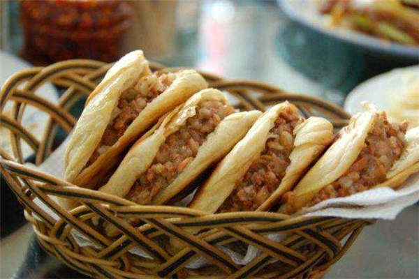痴馍肉夹馍赚钱吗