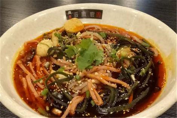 有谁加盟过滋麻官麻辣烫