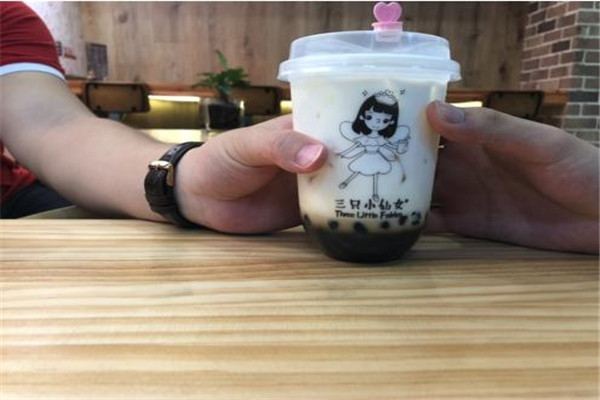 三只小仙女奶茶加盟费多少
