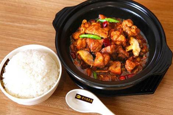 上吉铺黄焖鸡米饭加盟费多少