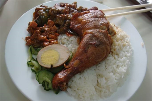判断优秀餐饮加盟总部
