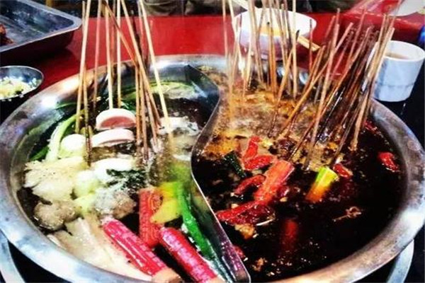 牛王阁串串香加盟费多少