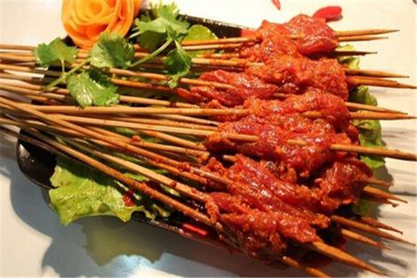 牛王阁串串香加盟费多少