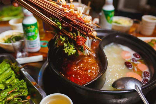 串二串串香加盟费要多少