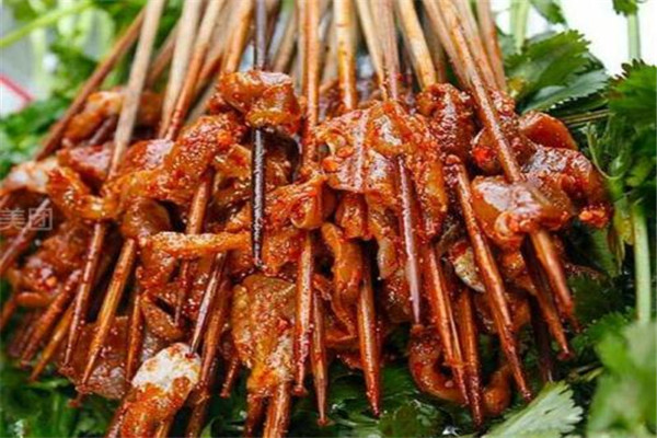 牛签签串串香加盟费是多少