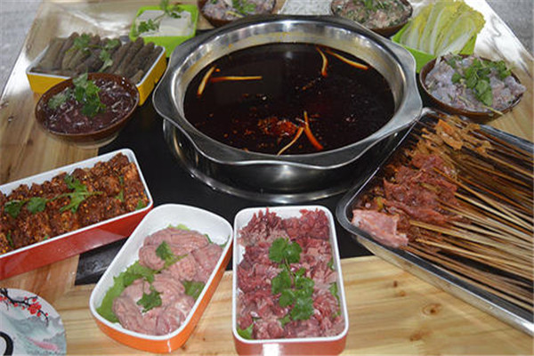 土炮李记串串火锅加盟条件是什么