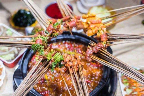 串舍串串香好吃吗