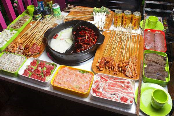 签佰度串串火锅