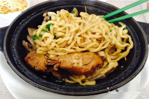 麦香隆焖面加盟多少钱