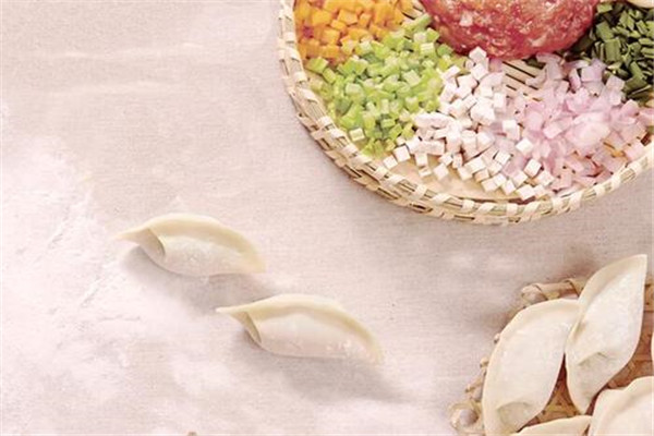 广州炳记饺子加盟条件