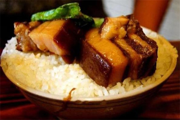 米夫罗台湾卤肉饭