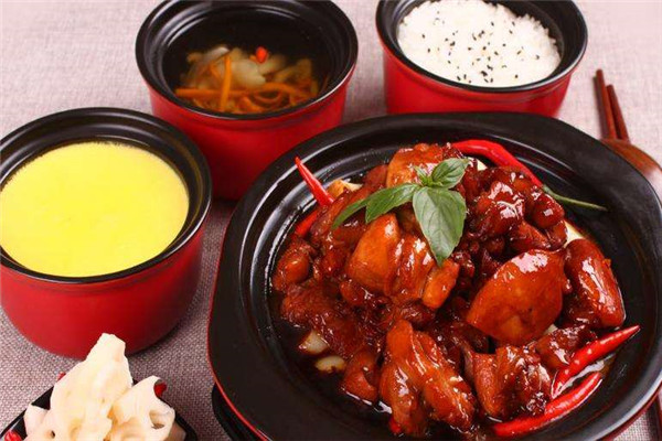 阿宏砂锅饭加盟