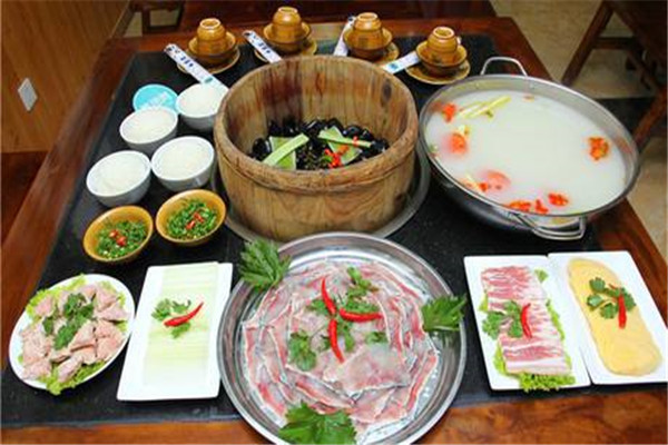 边小贱石烹鱼