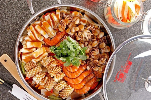 黄记煌焖锅加盟挣钱吗