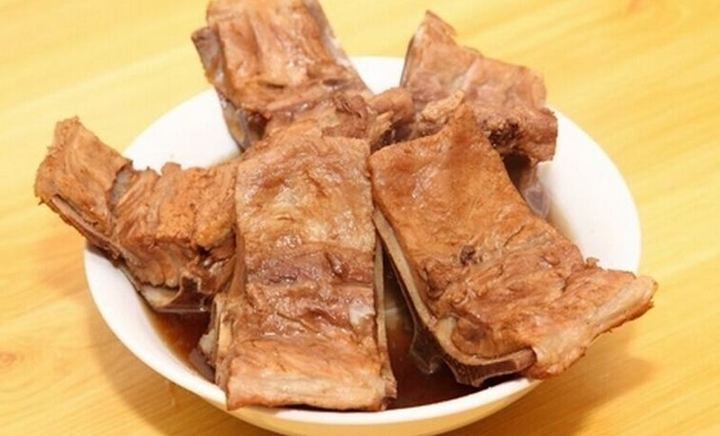 酱骨哥酱骨饭加盟