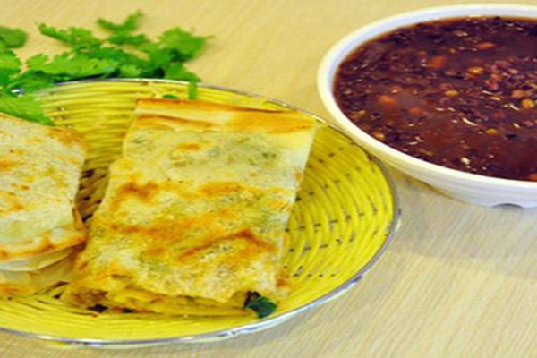 二妮菜煎饼一年的利润