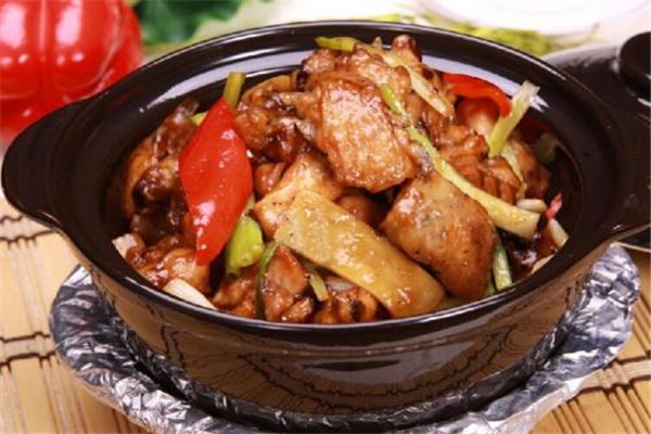 昆山三人众黄焖鸡加盟