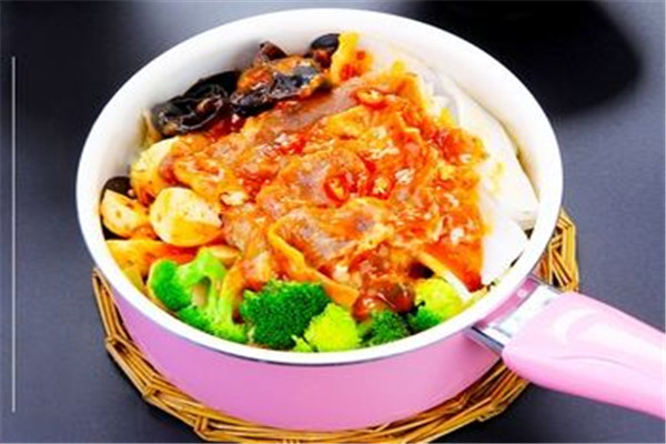 皮卡多小焖锅加盟好吗