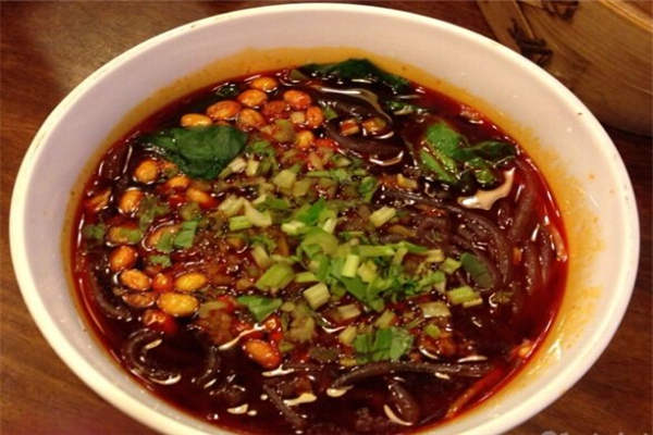 大嘴巴酸辣粉属于哪个公司