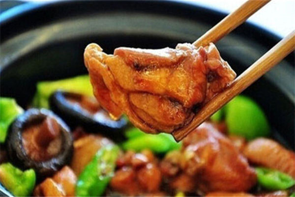 润仟祥黄焖鸡米饭大概多少钱