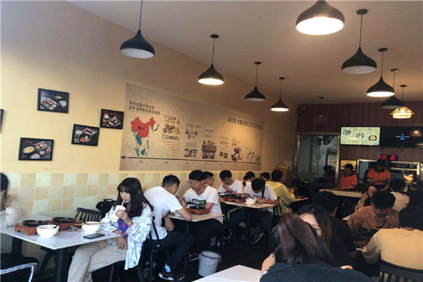 过桥缘米线全国多少家店