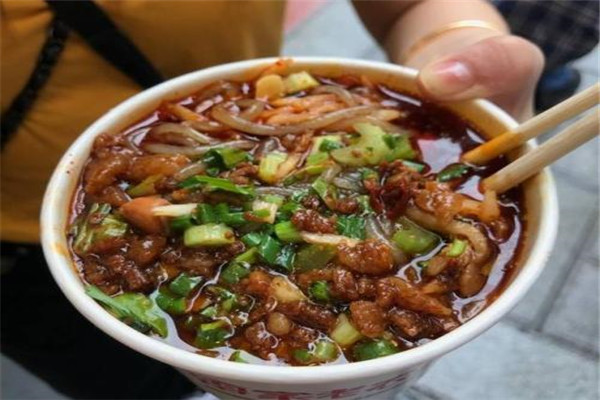 初辣加盟靠谱吗