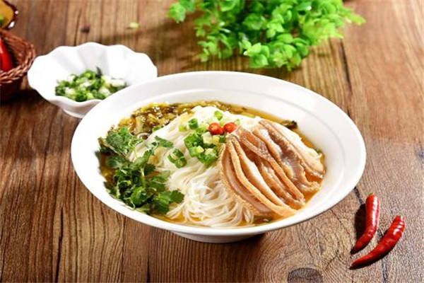 鲜师傅米粉加盟店利润如何