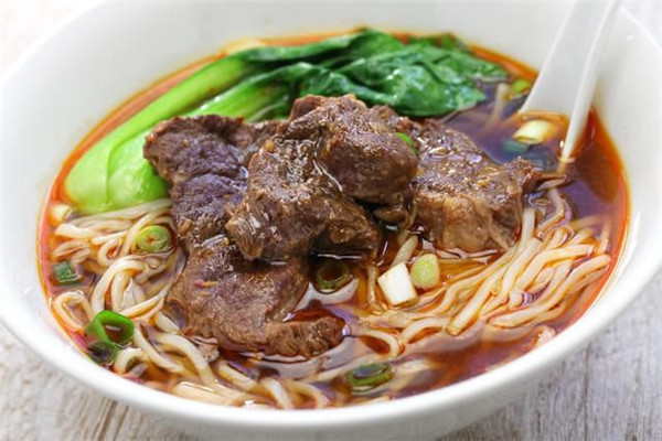 如何加盟鑫花溪牛肉粉